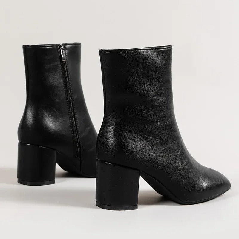 Vallora | Shiny Patent Ankle Boots