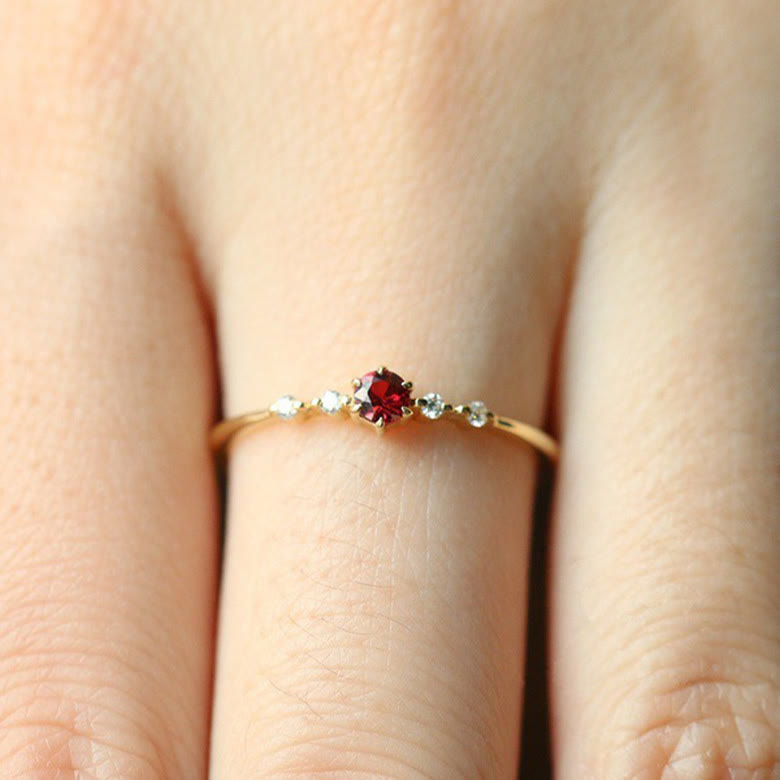 Élodie | Gold Ring with Red Stone