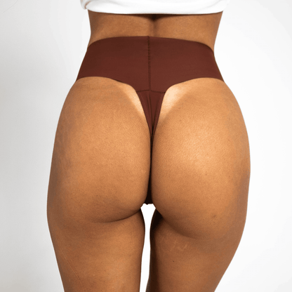 Elara | Seamless Shaping Thong
