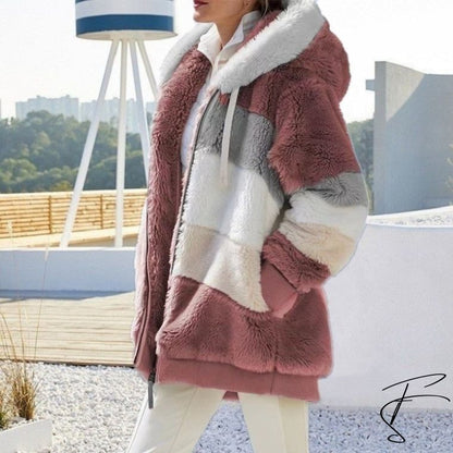 Amoura | Plush Coat