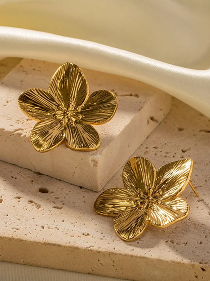 Amaris | Gold Stud Earrings