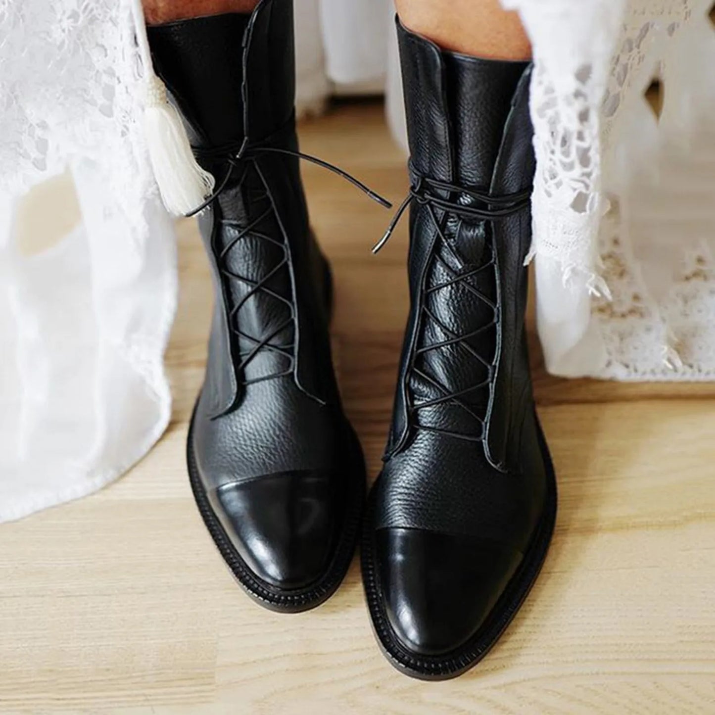 Élodie | Black Leather Lace-Up Boots