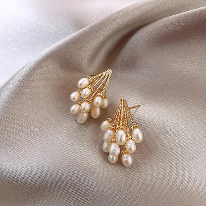 Céline | Gold Pearl Earrings